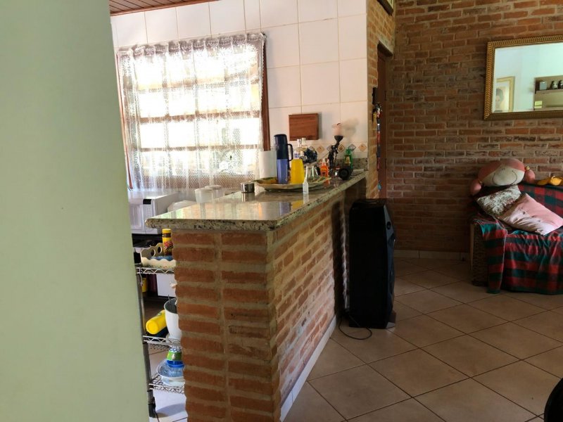 Chácara à venda Centro com 3600m² e 4 quartos por R$ 599.000 - 826571378-d3c98adc-348e-49df-9b86-9ef07617bca3.jpeg