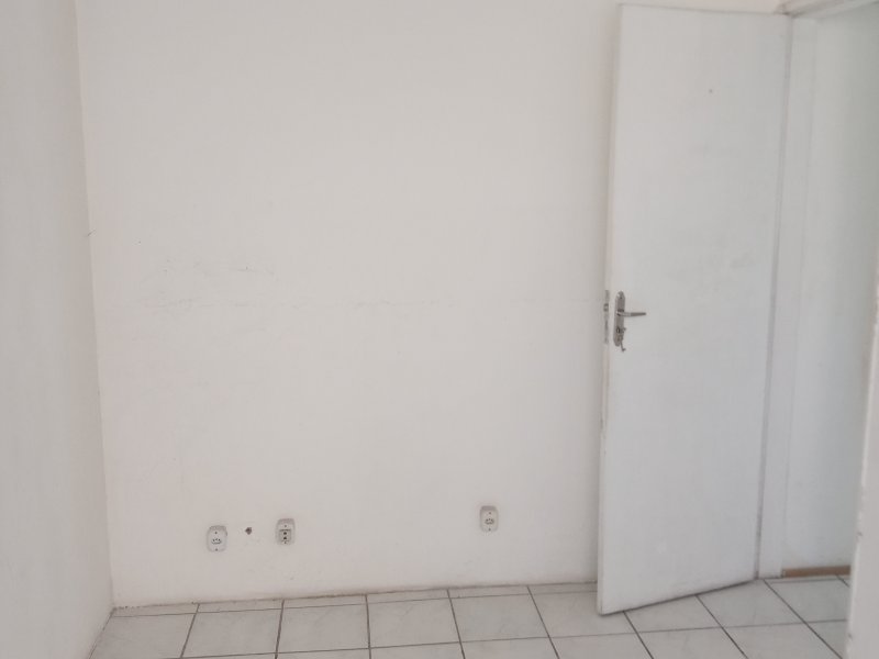 Apartamento à venda Irajá com 55m² e 2 quartos por R$ 129.000 - 48755409-20200926-130540.jpg