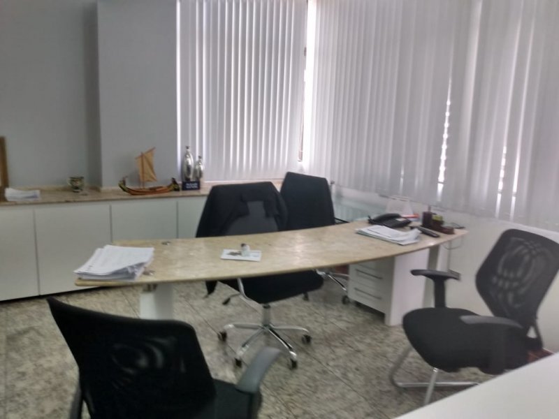 Comercial à venda Espinheiro com 33m² e  quartos por R$ 2.000 - 1445307958-whatsapp-image-2020-04-03-at-14.jpeg