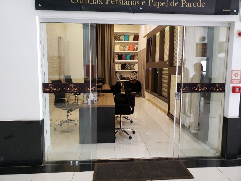 Comercial à venda Águas Claras com 45m² e 1 quarto por R$ 600.000 - 924412428-loja01.jpg