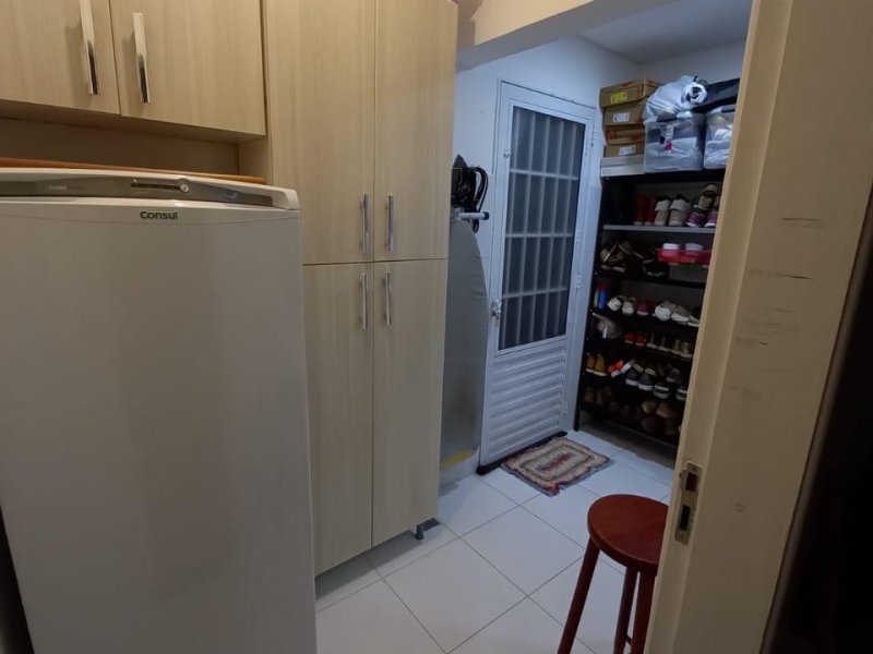 imóvel com 119m² - Vila Areaoa  - Taubaté