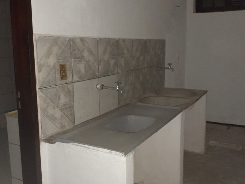 Casa à venda Parque Dois Irmãos com 225m² e 4 quartos por R$ 290.000 - 1209042778-areadeservico1.jpg