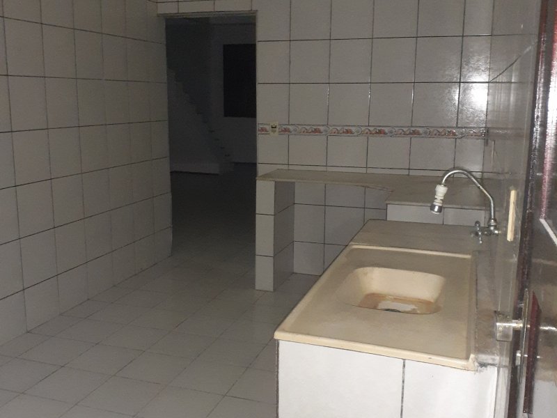 Casa à venda Parque Dois Irmãos com 225m² e 4 quartos por R$ 290.000 - 1350574397-cozinha3.jpg
