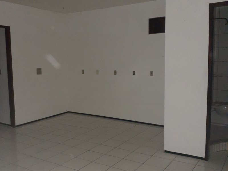 Casa à venda Parque Dois Irmãos com 225m² e 4 quartos por R$ 290.000 - 94676692-salacima4.jpg