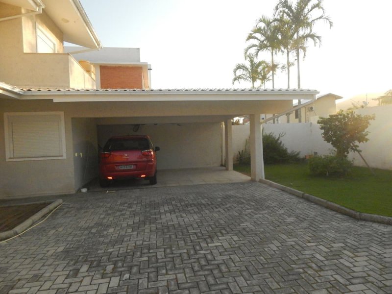 Casa à venda Lagoa Pequena com 257m² e 4 quartos por R$ 2.650.000 - 1017591775-garagem.jpg
