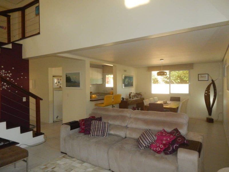 Casa à venda Lagoa Pequena com 257m² e 4 quartos por R$ 2.650.000 - 1167157456-salas.jpg