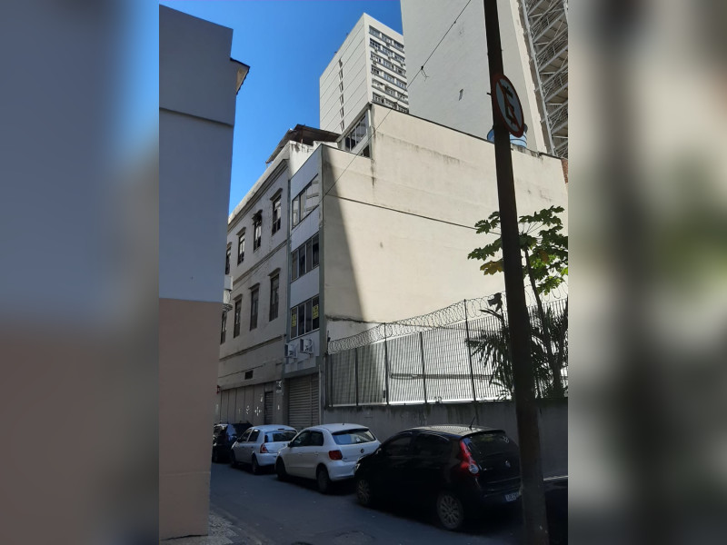 Comercial à venda Centro com 424m² e 1 quarto por R$ 2.200.000 - img-20201204-wa0022.jpg