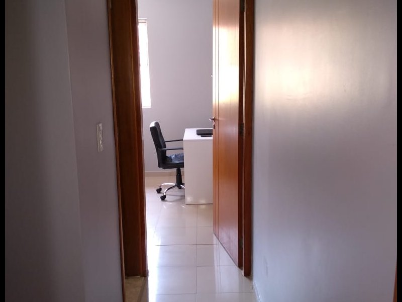 Casa à venda Jardim Amaralina com 165m² e 2 quartos por R$ 315.000 - 2046984065-corredor-01.jpeg