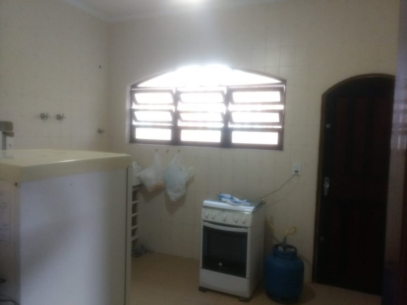 Casa à venda Jardim Suarão - Praia com 250m² e 3 quartos por R$ 320.000 - 123591100-casa-itanhaem-cozinha2.jpg