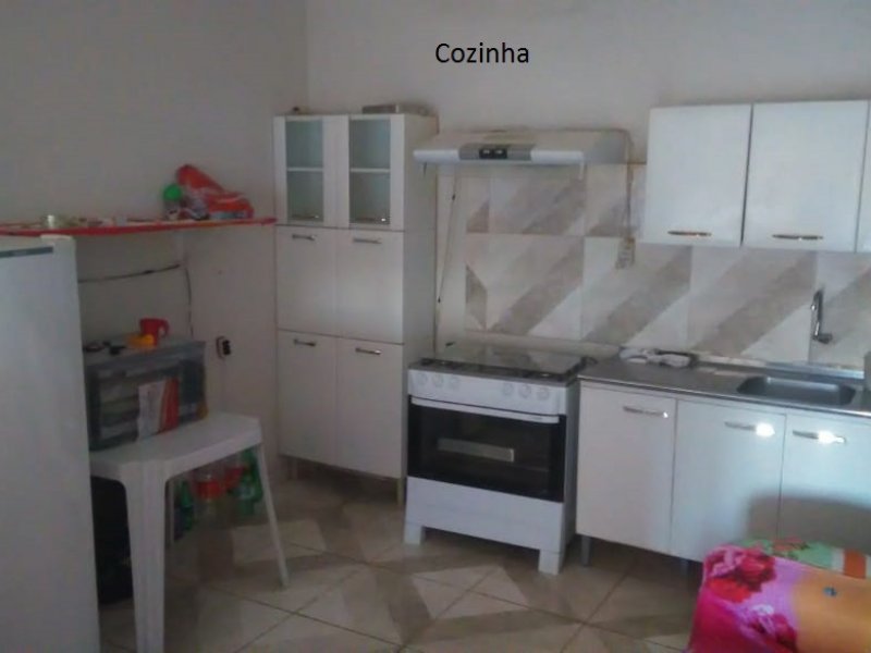 Casa à venda Catuai com 250m² e 4 quartos por R$ 140.000 - 2035044796-cozinha.jpeg