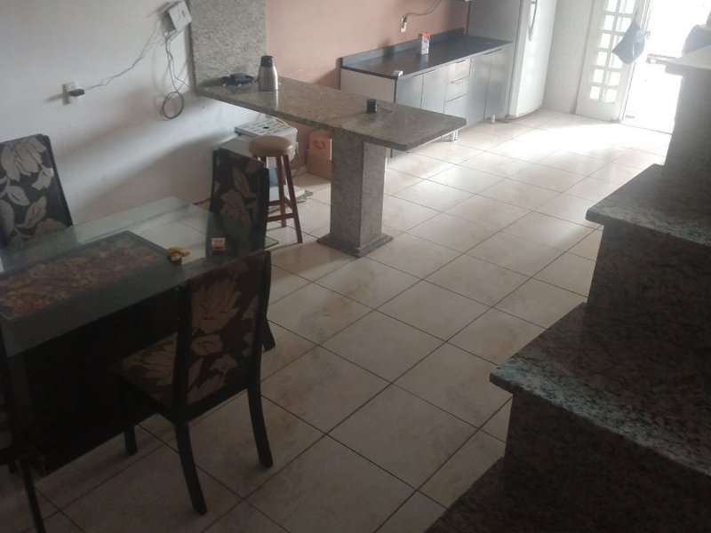 Casa à venda Vila Moraes com 5m² e 4 quartos por R$ 400.000 - 1653990861-4e7a57a3-1766-4355-84ba-d2bf5c2365dd.jpg