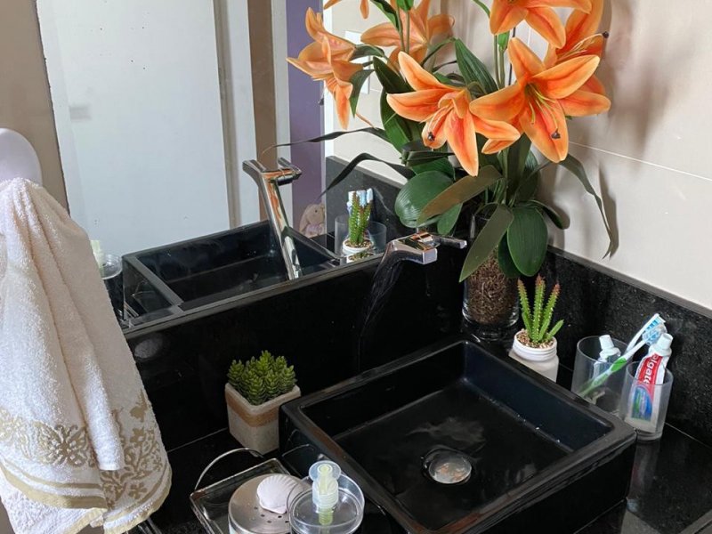 Apartamento à venda Campo Grande com 90m² e 3 quartos por R$ 350.000 - 1317882305-banheiro-social.jpeg