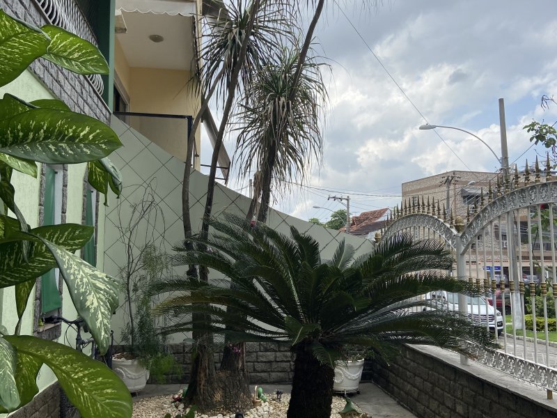 Casa de condomínio à venda Vila Valqueire com 363m² e 5 quartos por R$ 1.600.000 - 1272308284-f7cf10fc-b33a-45e8-9236-1077a60747eb.jpeg