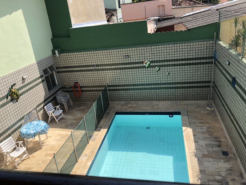 Casa de condomínio à venda Vila Valqueire com 363m² e 5 quartos por R$ 1.600.000 - 1599183263-fc87efbf-68c7-4d68-9a92-fd7e57df2c0f.jpeg