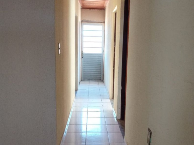 Casa à venda Conjunto Residencial Nosso Teto com 200m² e 6 quartos por R$ 235.000 - 1714539274-9e7fd556-6b44-4dc0-9f55-8988f17d9578.jpg