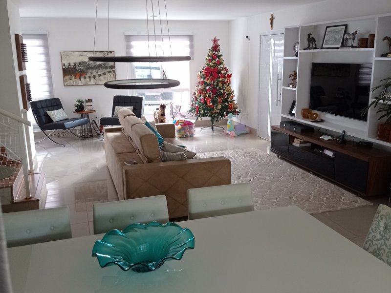 Casa de condomínio à venda Parque da Hipica com 160m² e 4 quartos por R$ 1.200.000 - 337251718-img-20201221-155033.jpg