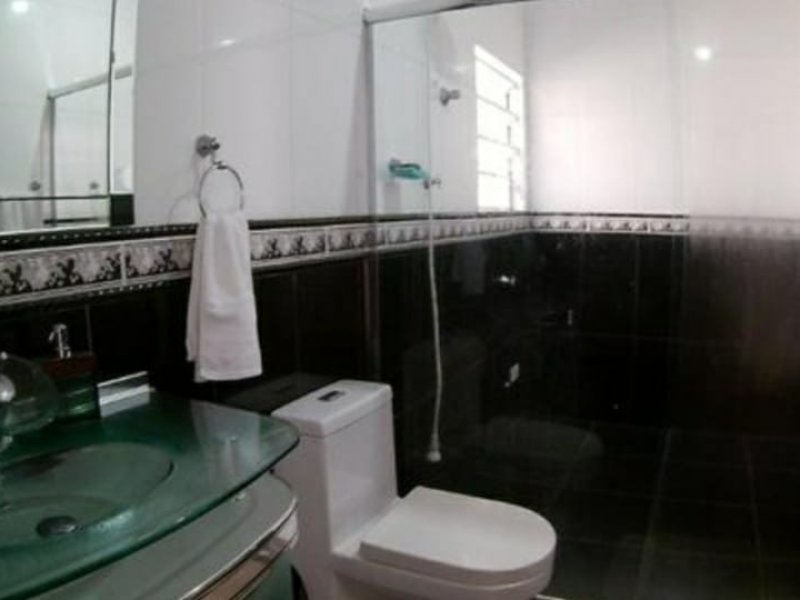 Casa de condomínio à venda Cidade Serodio com 230m² e 4 quartos por R$ 320.000 - 8374599-img-20201222-wa0019.jpg