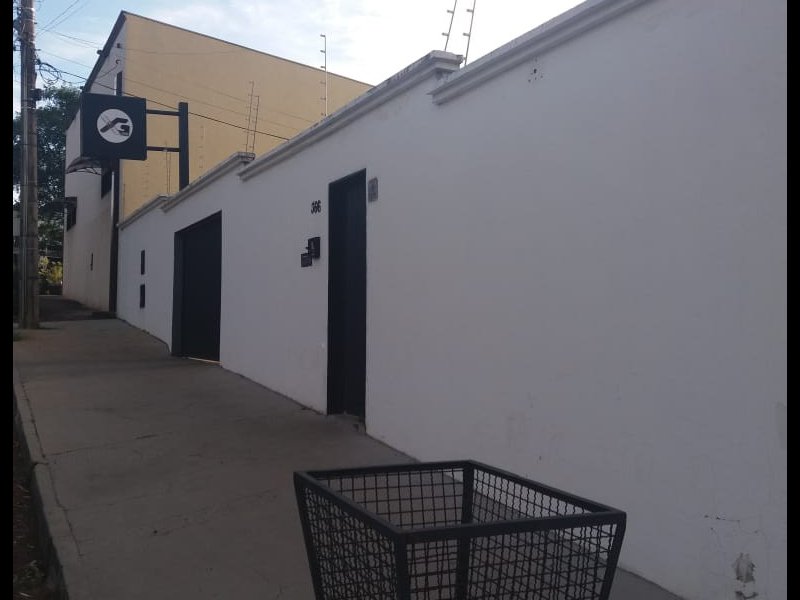 Comercial à venda Parque do Mirante com 264m² e  quartos por R$ 750.000 - 1143459208-foto-de-leonardo-almada-2.jpg