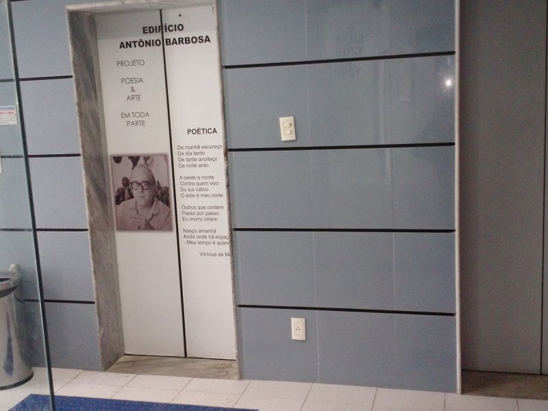 Comercial para alugar São José com 15m² e  quartos por R$ 350 - 1337137169-edf.jpg
