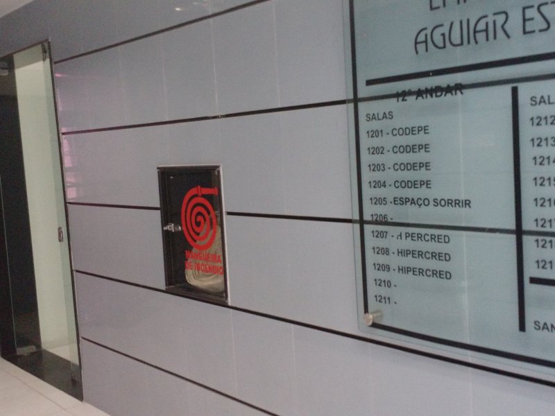 Comercial para alugar São José com 15m² e  quartos por R$ 350 - 1816547338-edf.jpg