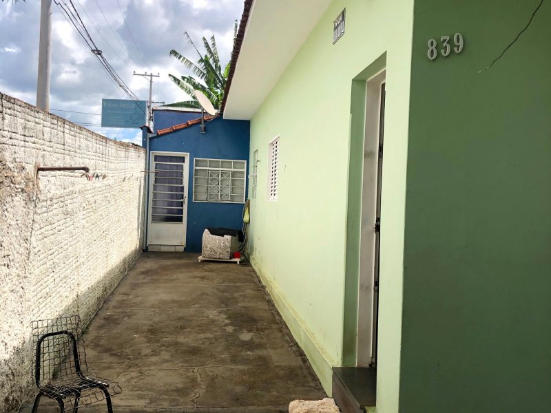 Casa à venda Vila Santa Terezinha com 300m² e 3 quartos por R$ 250.000 - 1844585689-6d6d547b-e8b9-4b77-bf53-db7c79e8e8bb.jpeg