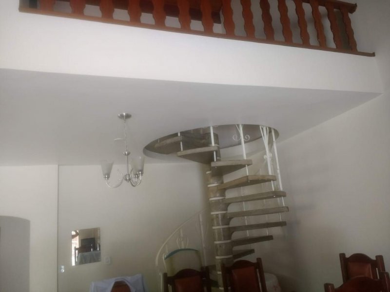 Casa à venda Barrio Flórida com 173m² e 4 quartos por R$ 550 - 189439837-eba1290f-786a-47f4-a4fc-edaca021f98d.jpg