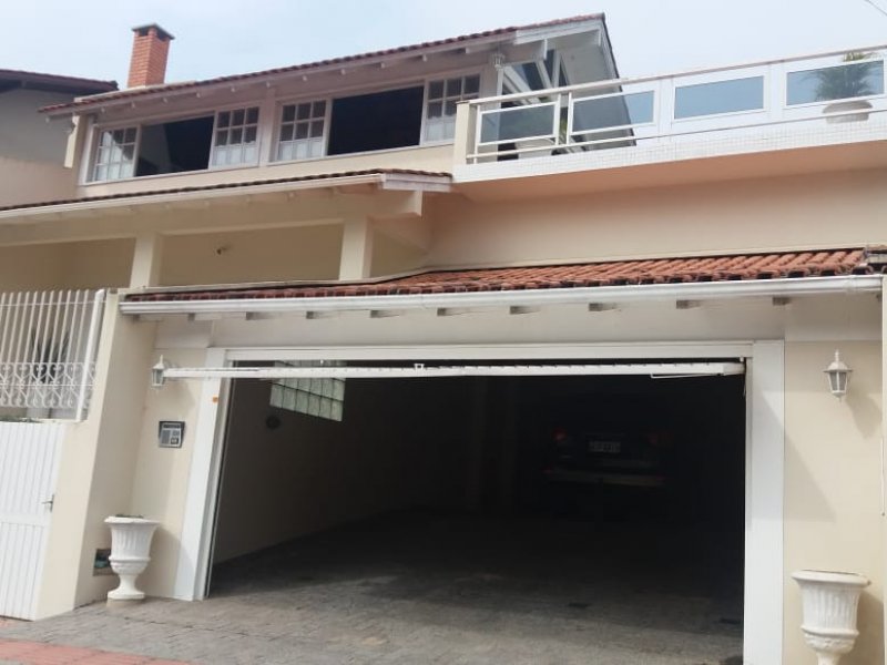Casa à venda Itaguaçu com 360m² e 3 quartos por R$ 1.400.000 - 1817709564-dd952b53-c24c-463c-bb23-6c2945634ee6.jpeg
