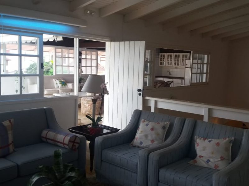 Casa à venda Itaguaçu com 360m² e 3 quartos por R$ 1.400.000 - 945967122-a28f80bd-6d31-47ad-91e8-4590daadd62d.jpeg