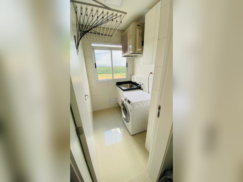 Apartamento à venda Jordanópolis com 86m² e 2 quartos por R$ 690.000 - lavanderia-foto1.jpeg