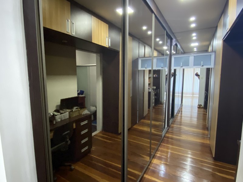 Casa de condomínio à venda Jardim Planalto com 330m² e 4 quartos por R$ 799.000 - 1375389124-637866f5-6224-42e6-9e1c-6d8afaaab176.jpeg
