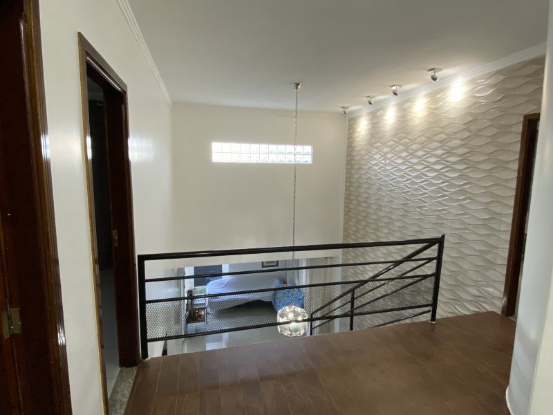 Casa de condomínio à venda Jardim Planalto com 330m² e 4 quartos por R$ 799.000 - 211771468-56dca996-cac9-45c4-affa-169b06c9c3b5.jpeg