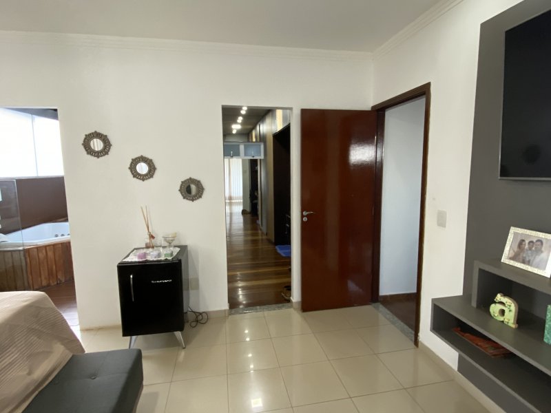 Casa de condomínio à venda Jardim Planalto com 330m² e 4 quartos por R$ 799.000 - 429956095-d7926d88-7584-4cc2-b9f5-9593214f4725.jpeg