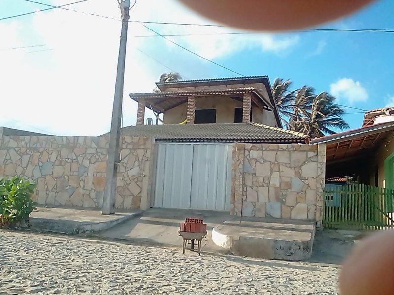 Casa para alugar Barra da sucatinga  com 11m² e 5 quartos por R$ 350.000 - 1578983808-d43456c0-a44a-4e3f-b75c-f7a0e3340020.jpeg