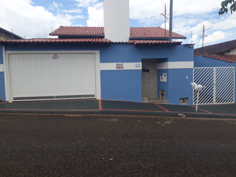 Casa à venda Jardim Europa com 300m² e 4 quartos por R$ 320.000 - 20190102-142929.jpg