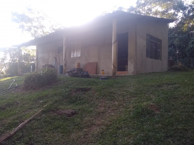 imóvel com 700m² - Apolinário - Mairiporã