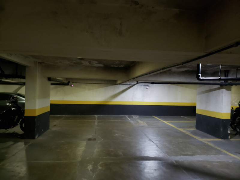 Apartamento à venda Itaim Bibi com 128m² e 3 quartos por R$ 1.200.000 - garagem-foto1.jpg