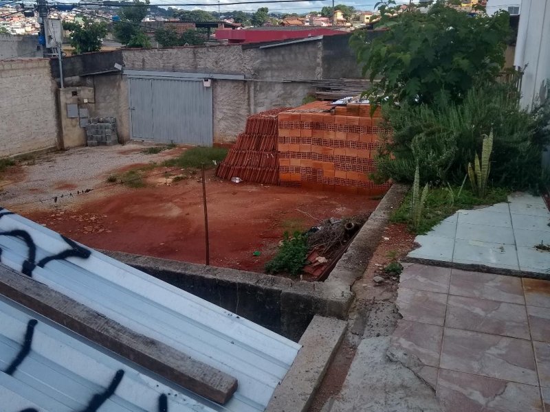 Terreno para alugar Glória com 184m² e  quartos por R$ 250.000 - 736354356-lote-1.jpg