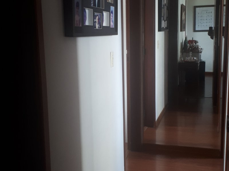 Apartamento à venda Vila Mascote com 92m² e 3 quartos por R$ 800.000 - 899134850-42-corredor.jpg