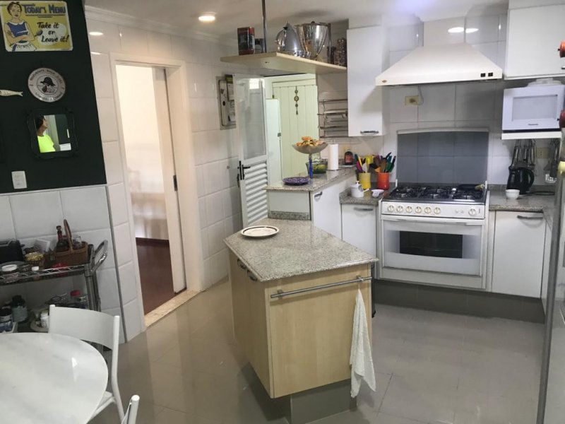 Casa de condomínio à venda Conjunto Esplanada do Sol com 340m² e 5 quartos por R$ 1.900.000 - 553964080-cozinha.jpg