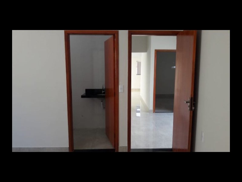 Casa à venda Vila Santa Cruz com 150m² e 3 quartos por R$ 365.000 - 1061751065-ec5173c2-51f6-4de3-ae03-6183788768a9.jpg