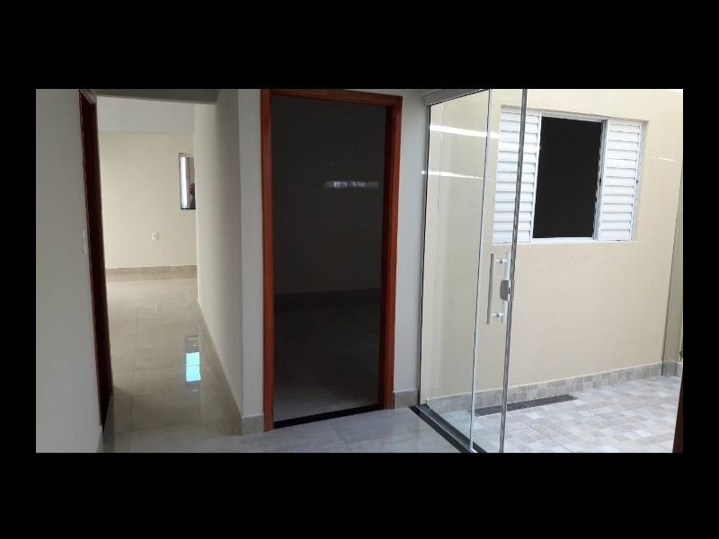 Casa à venda Vila Santa Cruz com 150m² e 3 quartos por R$ 365.000 - 1446643342-2bf2edbe-95b3-45a2-9087-ba76f3e7fc4d.jpg
