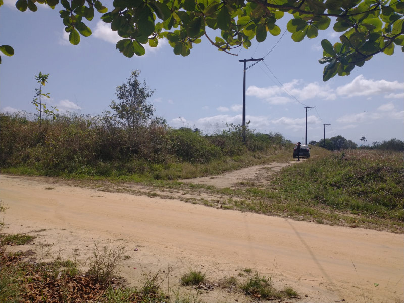 Terreno à venda Village do Sol com 587m² e 1 quarto por R$ 40.000 - 836609618-img-20220926-wa0045.jpg