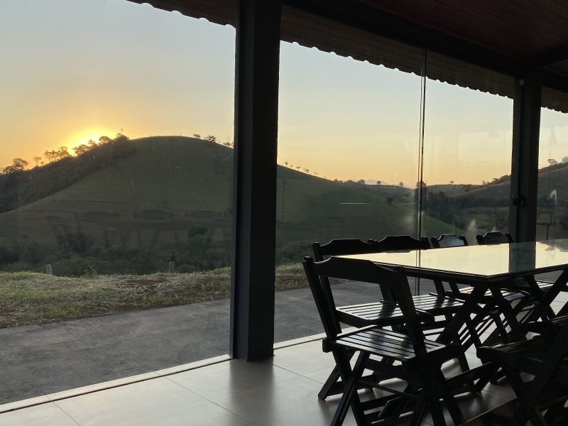 imóvel com 27000m² - Coura  - Pouso Alto