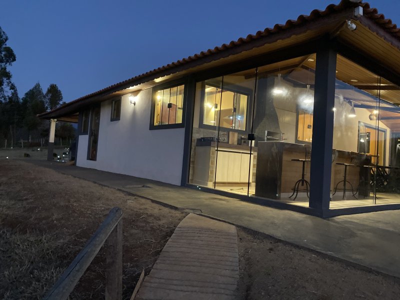 imóvel com 27000m² - Coura  - Pouso Alto