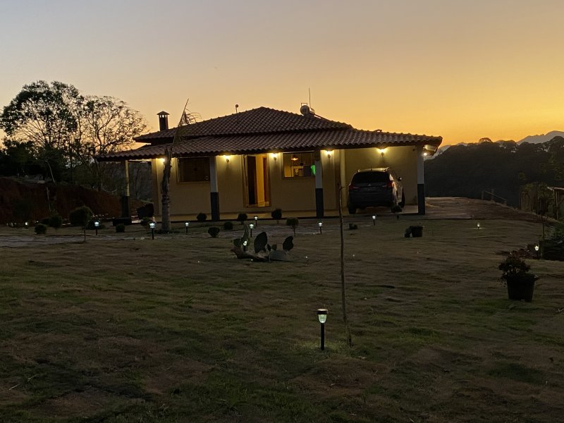 imóvel com 27000m² - Coura  - Pouso Alto