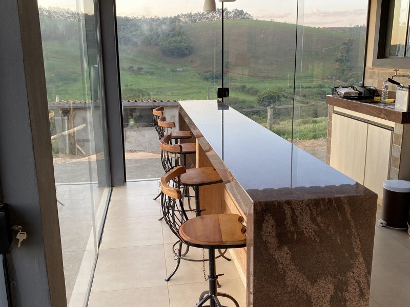 imóvel com 27000m² - Coura  - Pouso Alto
