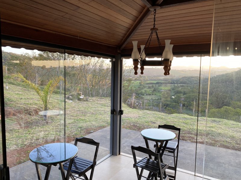 imóvel com 27000m² - Coura  - Pouso Alto