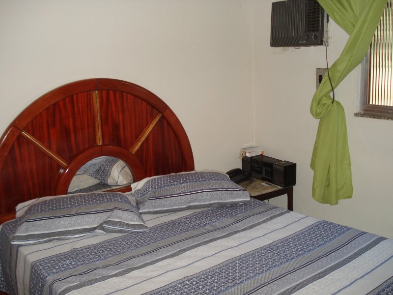 Casa à venda Wilson com 360m² e 1 quarto por R$ 390.000 - 663710349-dsc02109.JPG