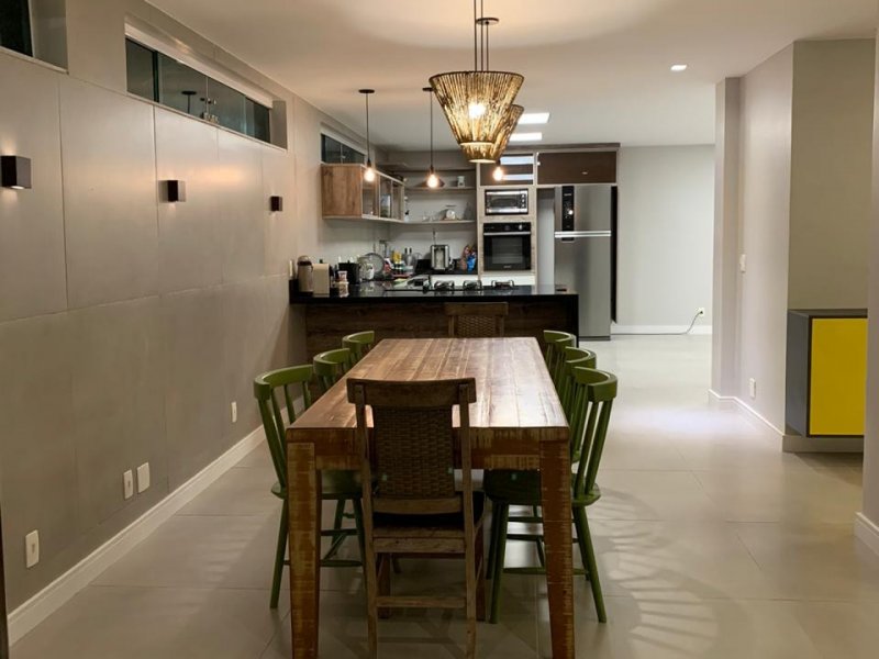 imóvel com 170m² - Vargem Pequena - Rio de Janeiro