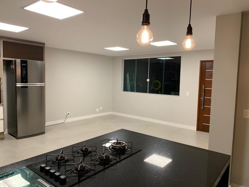 imóvel com 170m² - Vargem Pequena - Rio de Janeiro